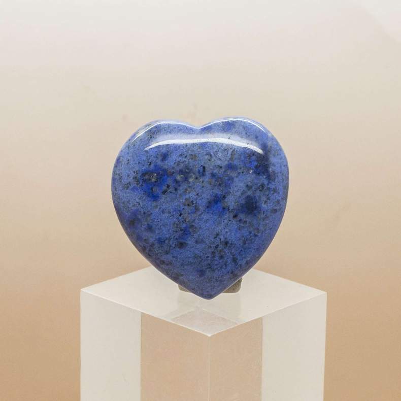 дюмортьерит.